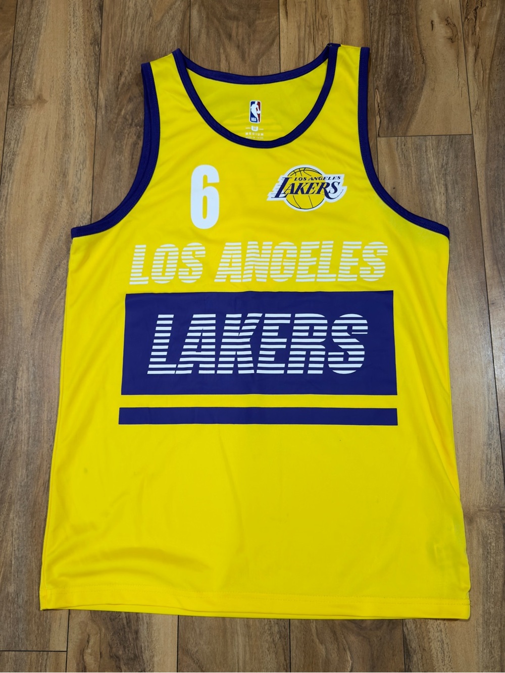 Los Angeles Lakers NBA Basketball LeBron James #6 Jersey Gold Size Medium